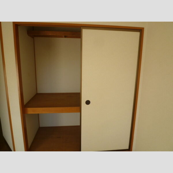 収納 (物入)
