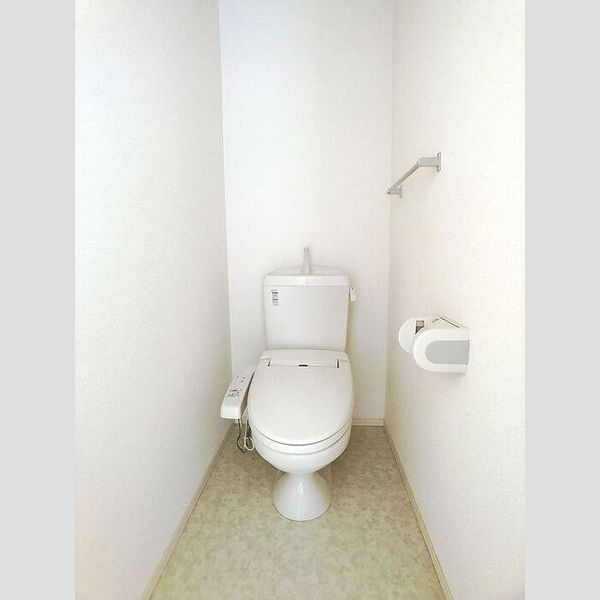 トイレ (温水洗浄暖房便座)