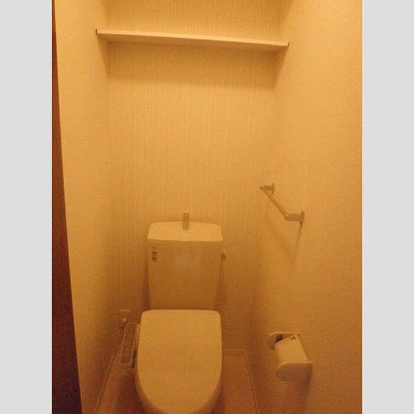 トイレ (温水洗浄暖房便座)