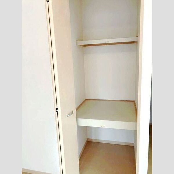 収納 (収納)