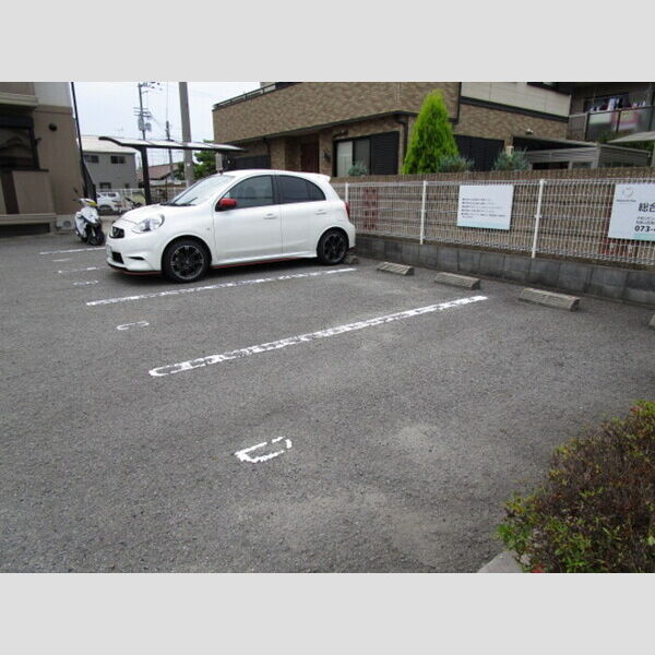 駐車場 (駐車場)