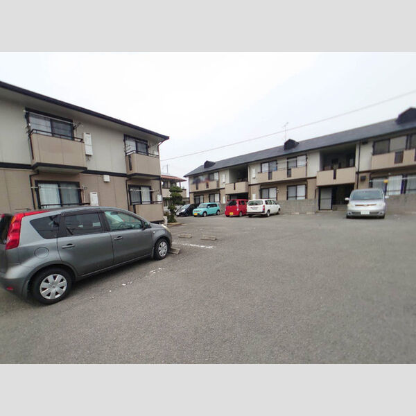 駐車場 (駐車場)