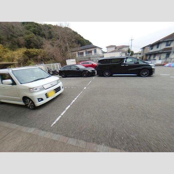 駐車場 (駐車場)