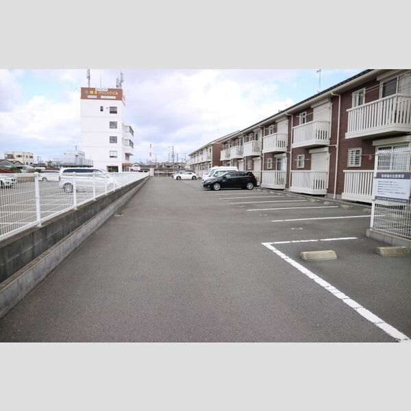 駐車場 (駐車場)