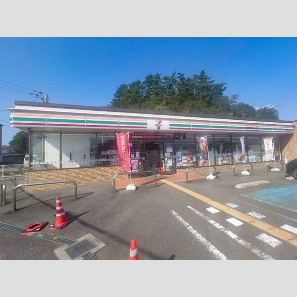 現地周辺 (セブンイレブン)