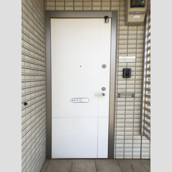 エントランス (エントランス)