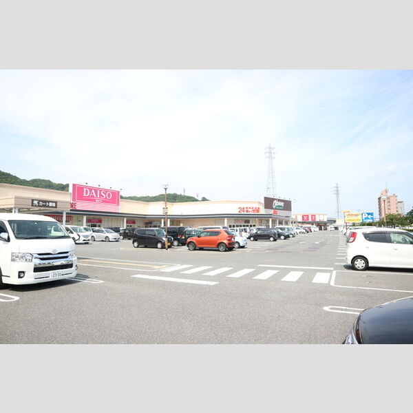 現地周辺 (オーストリート(複合商業施設))