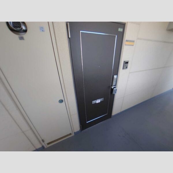 エントランス (エントランス)