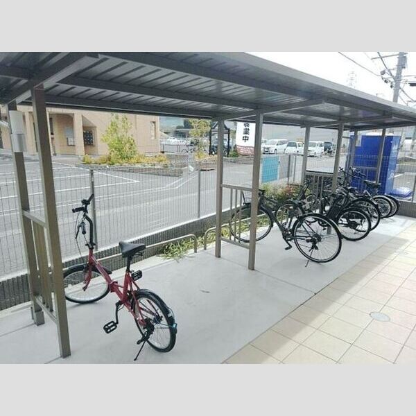 現地周辺 (駐車場)