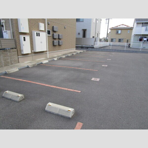 駐車場 (駐車場)