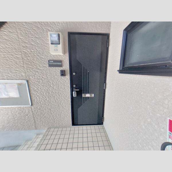 エントランス (エントランス)