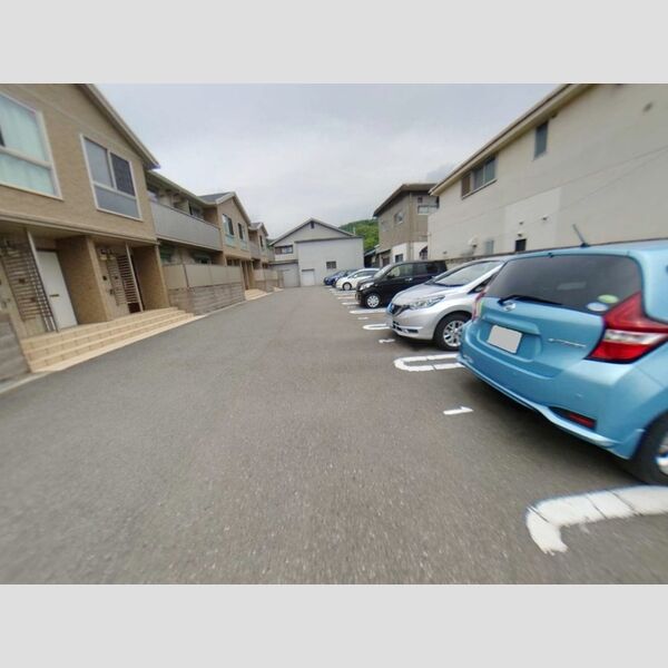 駐車場 (駐車場)