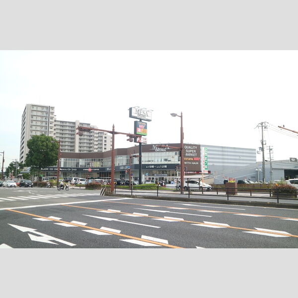 現地周辺 (メッサオークワ高松店)