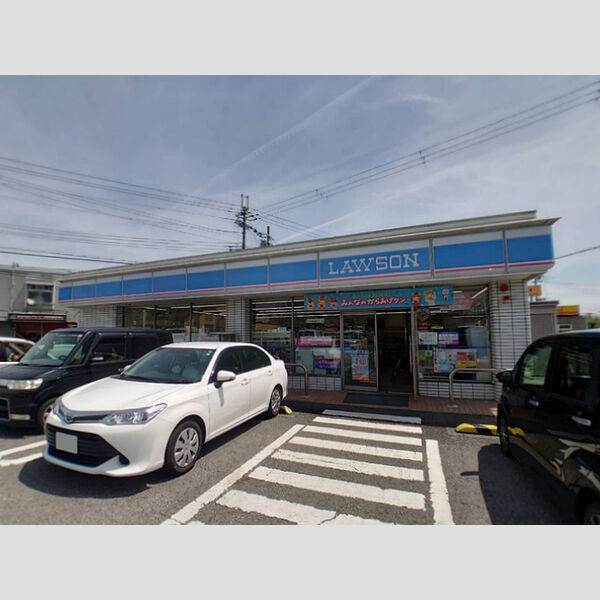現地周辺 (ローソン)
