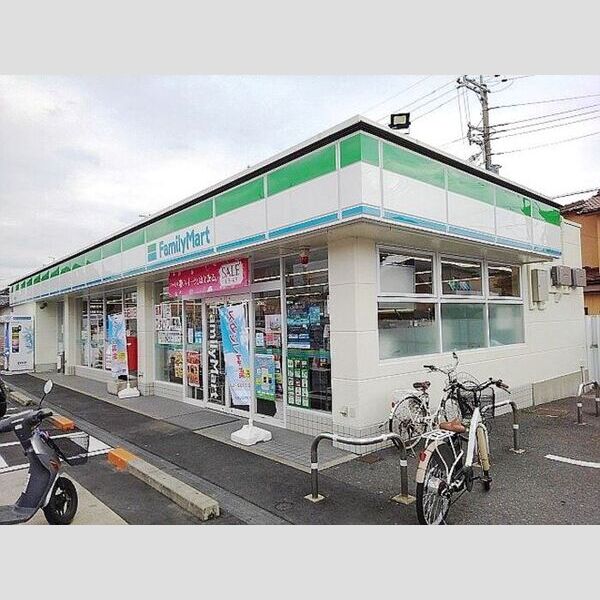 現地周辺 (ファミリーマート和歌山善明寺店)
