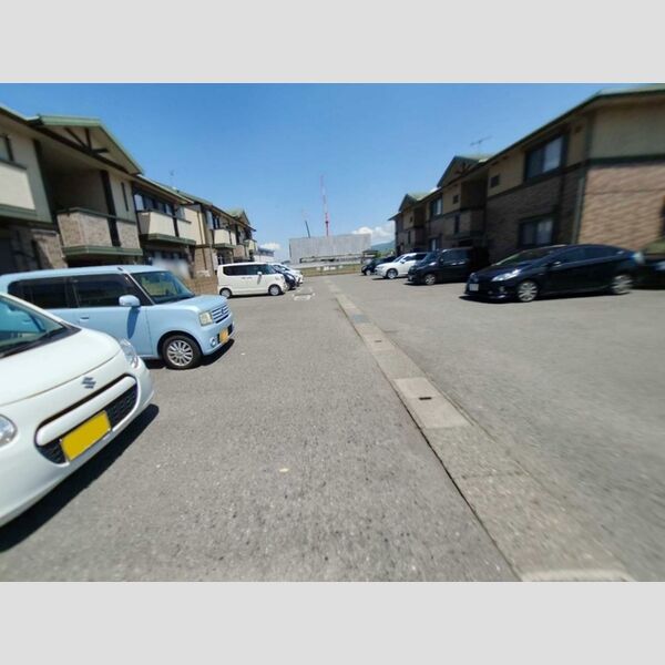 駐車場 (駐車場)