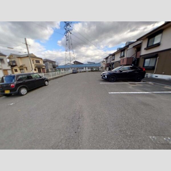 駐車場 (駐車場)