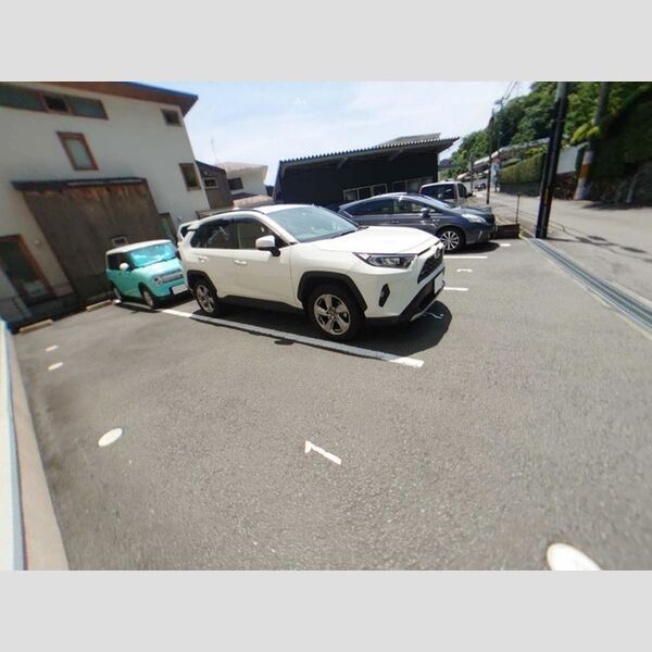 駐車場 (駐車場)