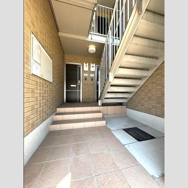 エントランス (共用廊下)