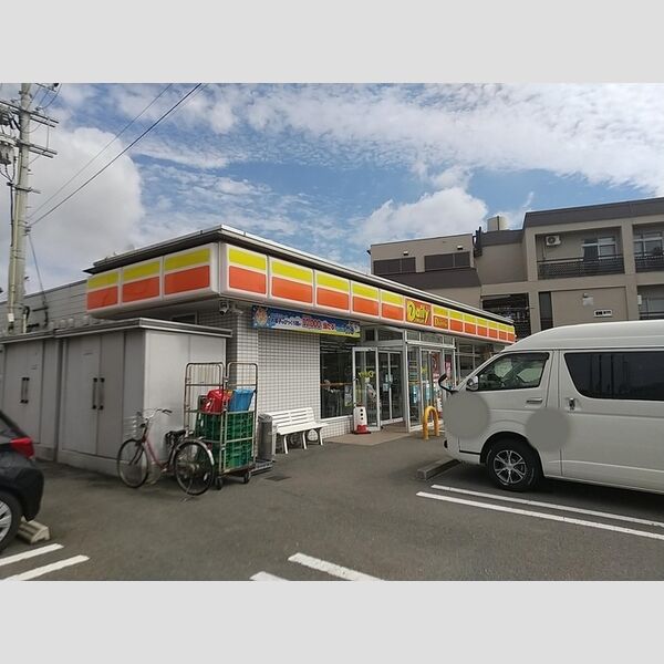 現地周辺 (デイリーヤマザキ和歌山中之島店 556m)