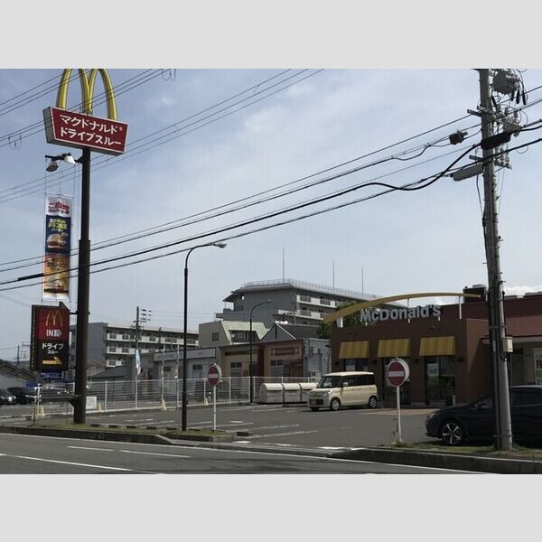 現地周辺 (マクドナルド大浦街道店(1214m))