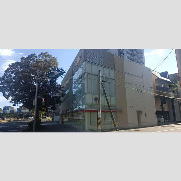 現地周辺 (南都銀行和歌山支店247m)