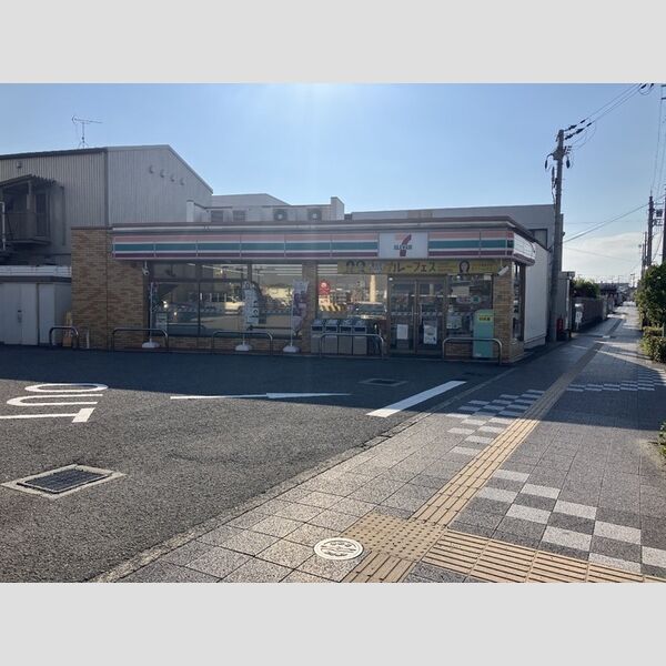 現地周辺 (セブンイレブン和歌山小雑賀1丁目店(575m))