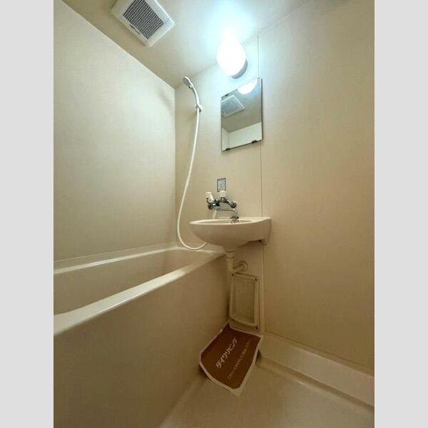 バス (2点ユニットバス)