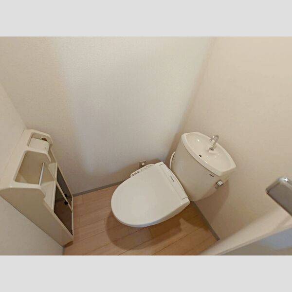 トイレ (温水洗浄便座)