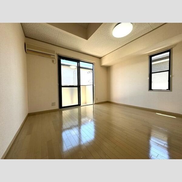 居室・リビング (洋室)