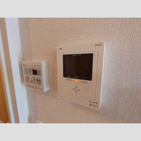 その他設備 (玄関)