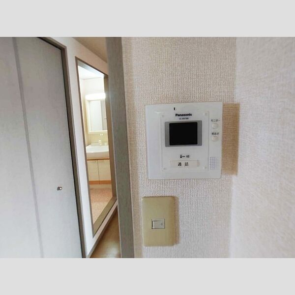 その他設備 (TVモニターホン)