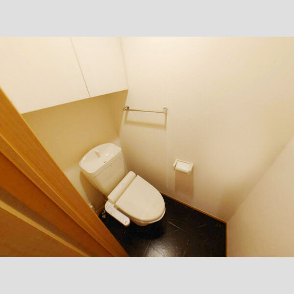 トイレ (温水洗浄便座)