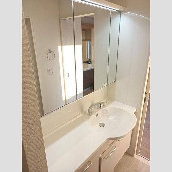 洗面所 (洗面室)