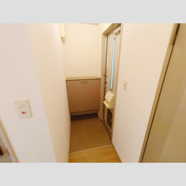 玄関 (玄関)