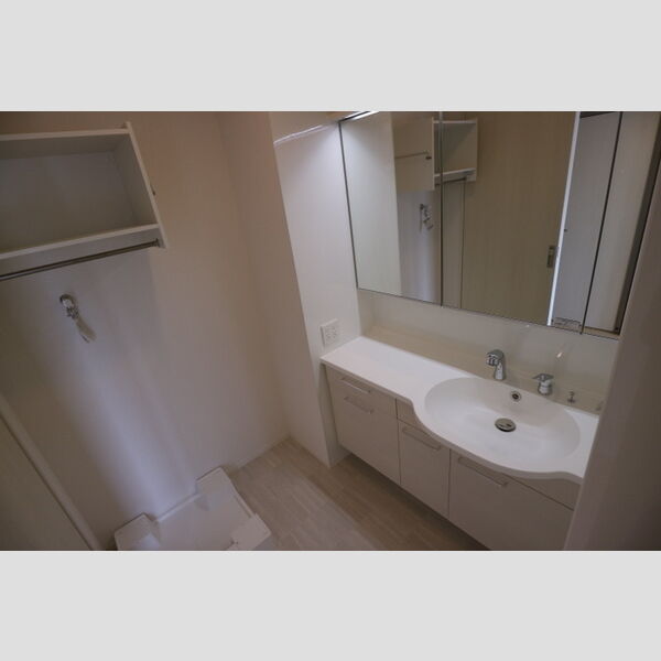 洗面所 (洗面化粧台)