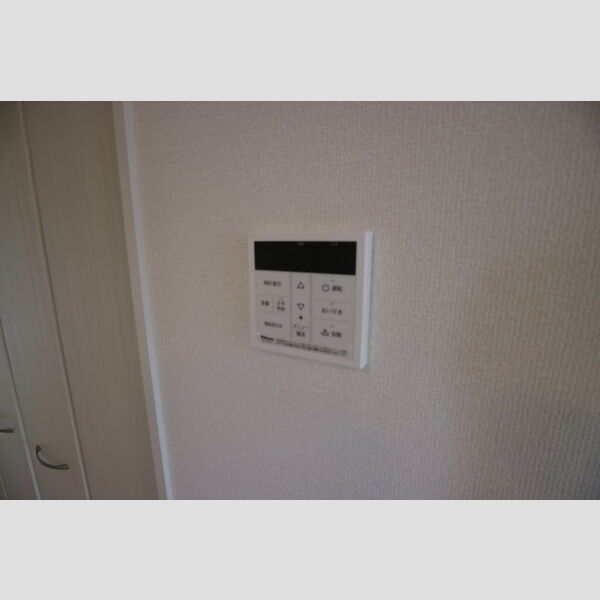その他設備 (給湯器リモコン)