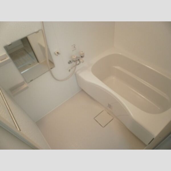 バス (浴室には、浴室乾燥機付です☆)