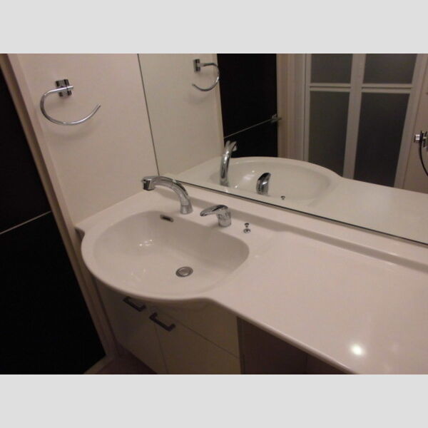 洗面所 (洗面室)