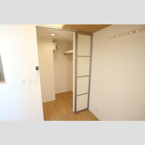 収納 (ウォークインクロゼット)