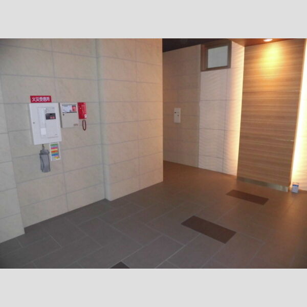 現地周辺 (ロビー)