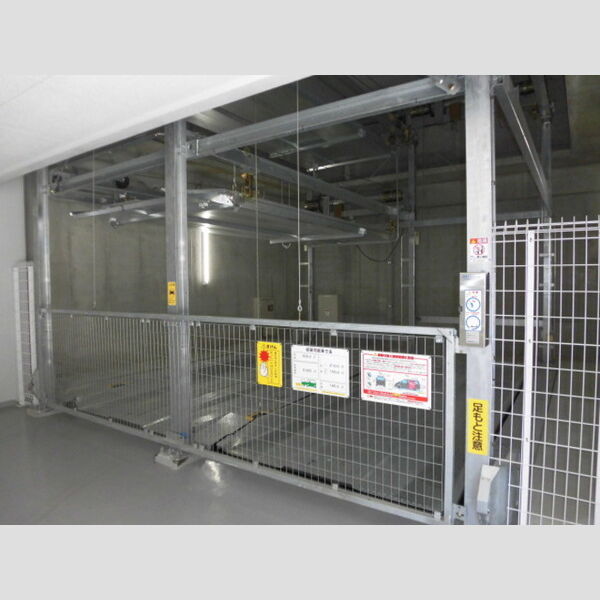 駐車場 (駐車場)