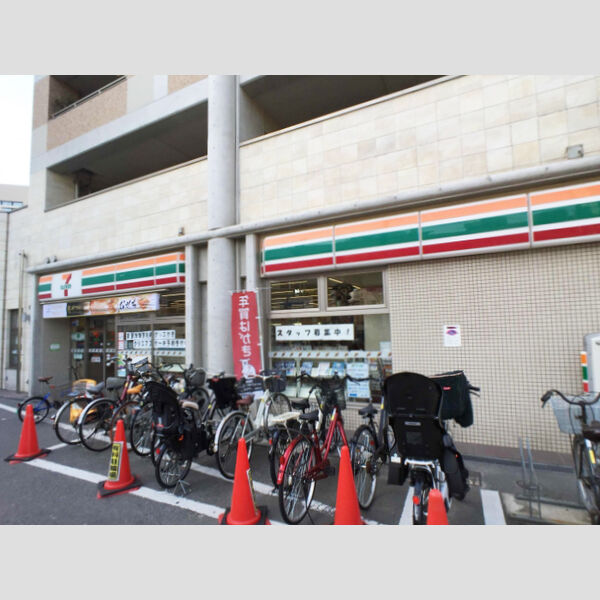 現地周辺 (セブンイレブン神戸阪神深江駅北店　26m)