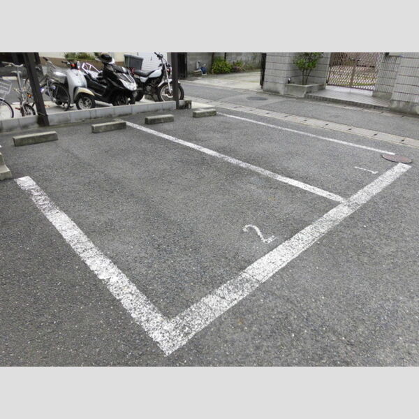 駐車場 (駐車場)