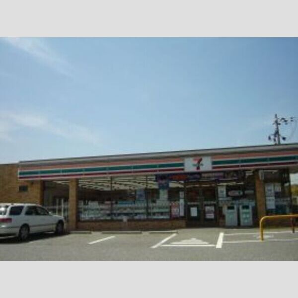 現地周辺 (セブン・イレブン神戸多井畑南町店　711m)