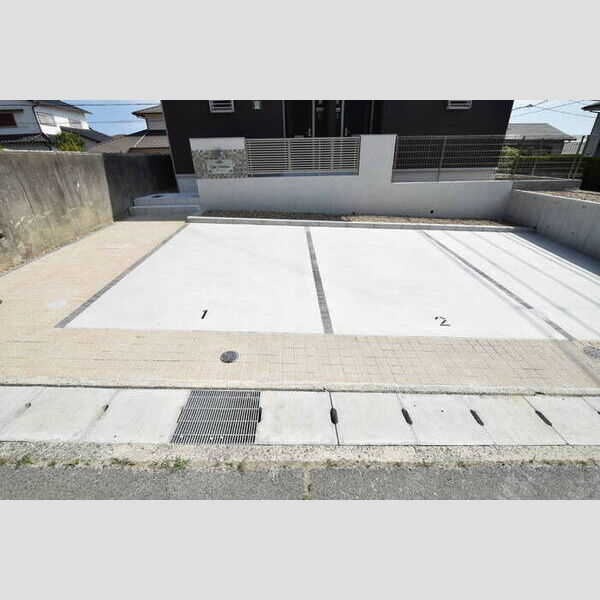 駐車場 (駐車場)