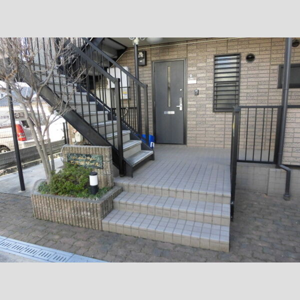 現地周辺 (入口)