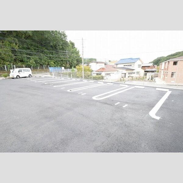 駐車場 (駐車場)