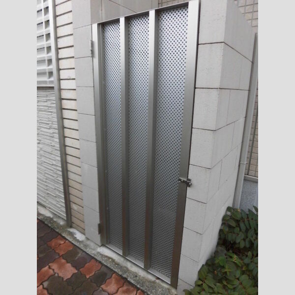 現地周辺 (入居者様専用ゴミ置場)