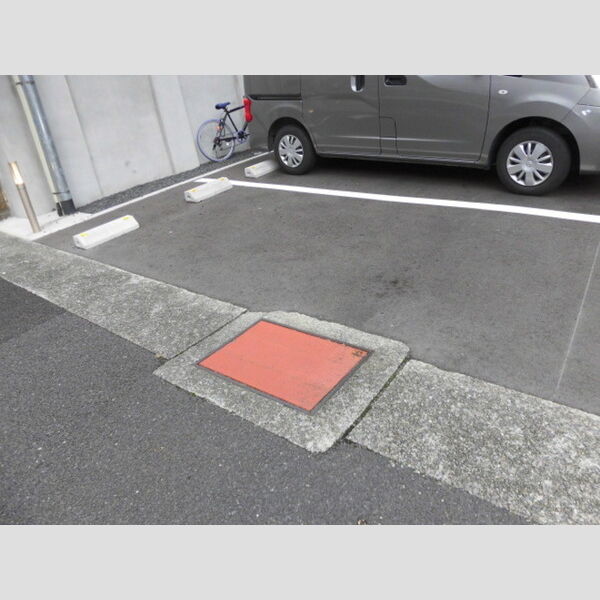 駐車場 (駐車場)